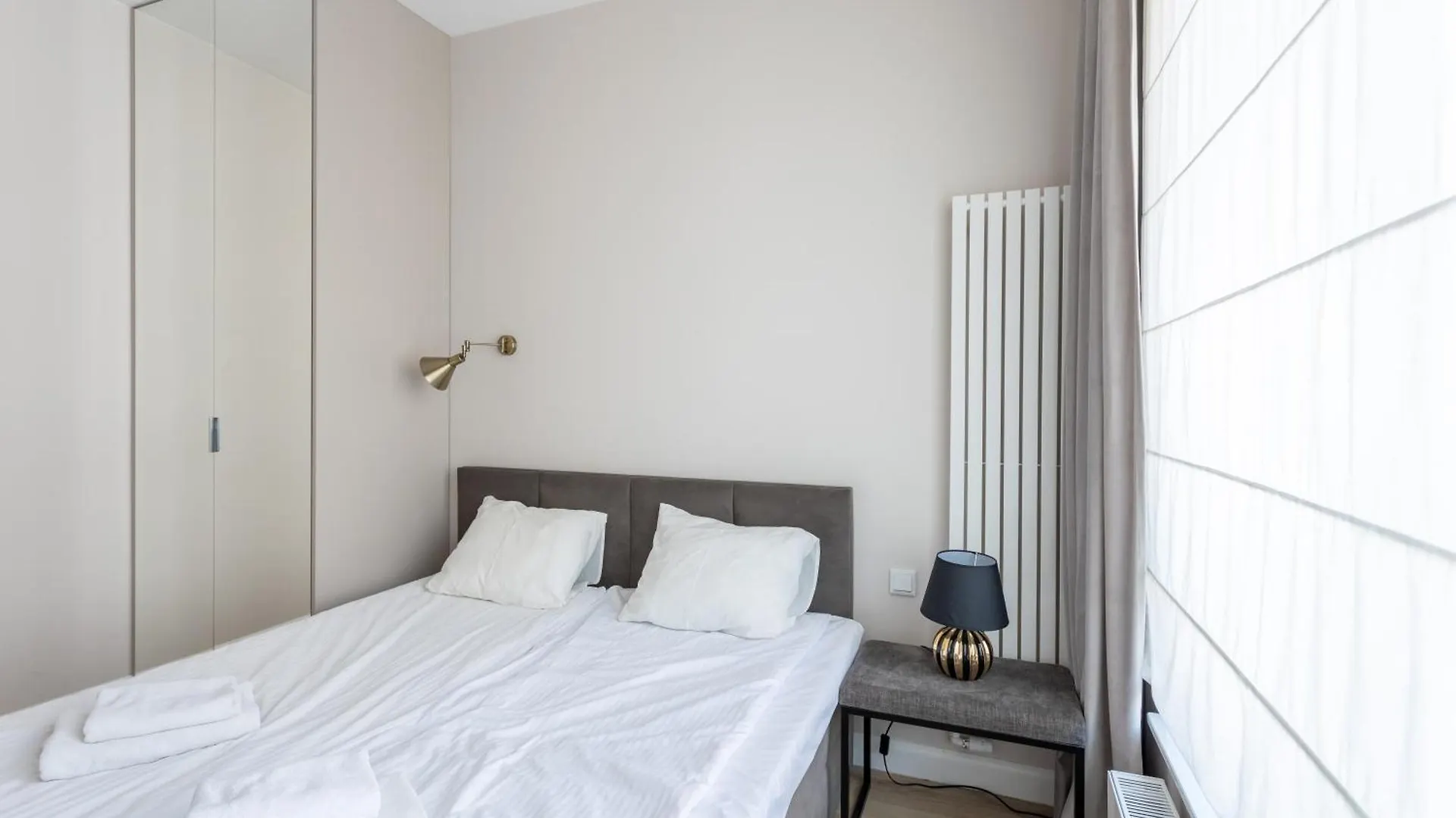 Urban Chic - Cozy Studio Apartment - City Center - Sienna Street Varsovie
